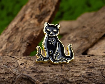 Cathulhu Enamel Pin