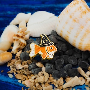 Goldfish Wizard Enamel Pin - A bubbly goldfish wizard apprentice | Fantasy & Legends | Fantasy RPG | DnD