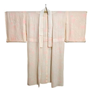 Japanese Women&#39;s Traditional Juban Pink Floral Nagajuban Inner Under Wear Kimono Dress Yukata | Floral Kimono | Long Kimono Robe - N39