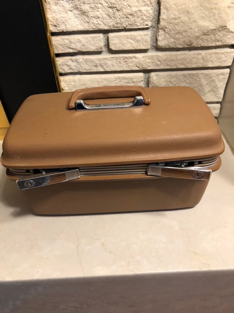vintage samsonite train case