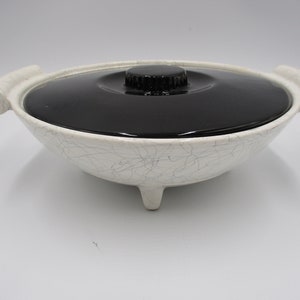 Shawnee Kenwood Footed Covered Casserole, #962, Dark Blue Spaghetti Design on White Background, Black Lid