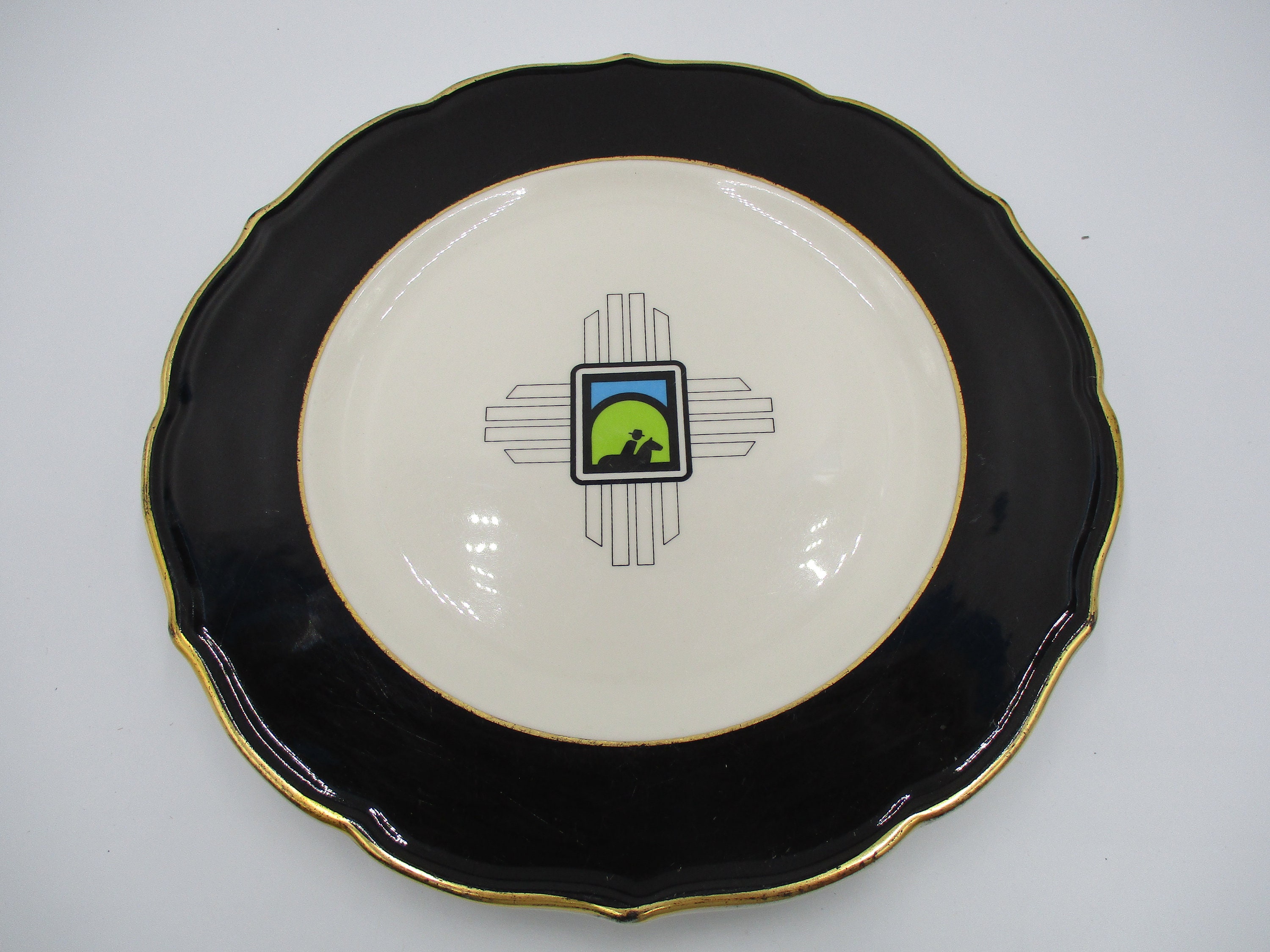 Syracuse China Scalloped Edge Dinner Plates Equestrian or Cowboy Theme