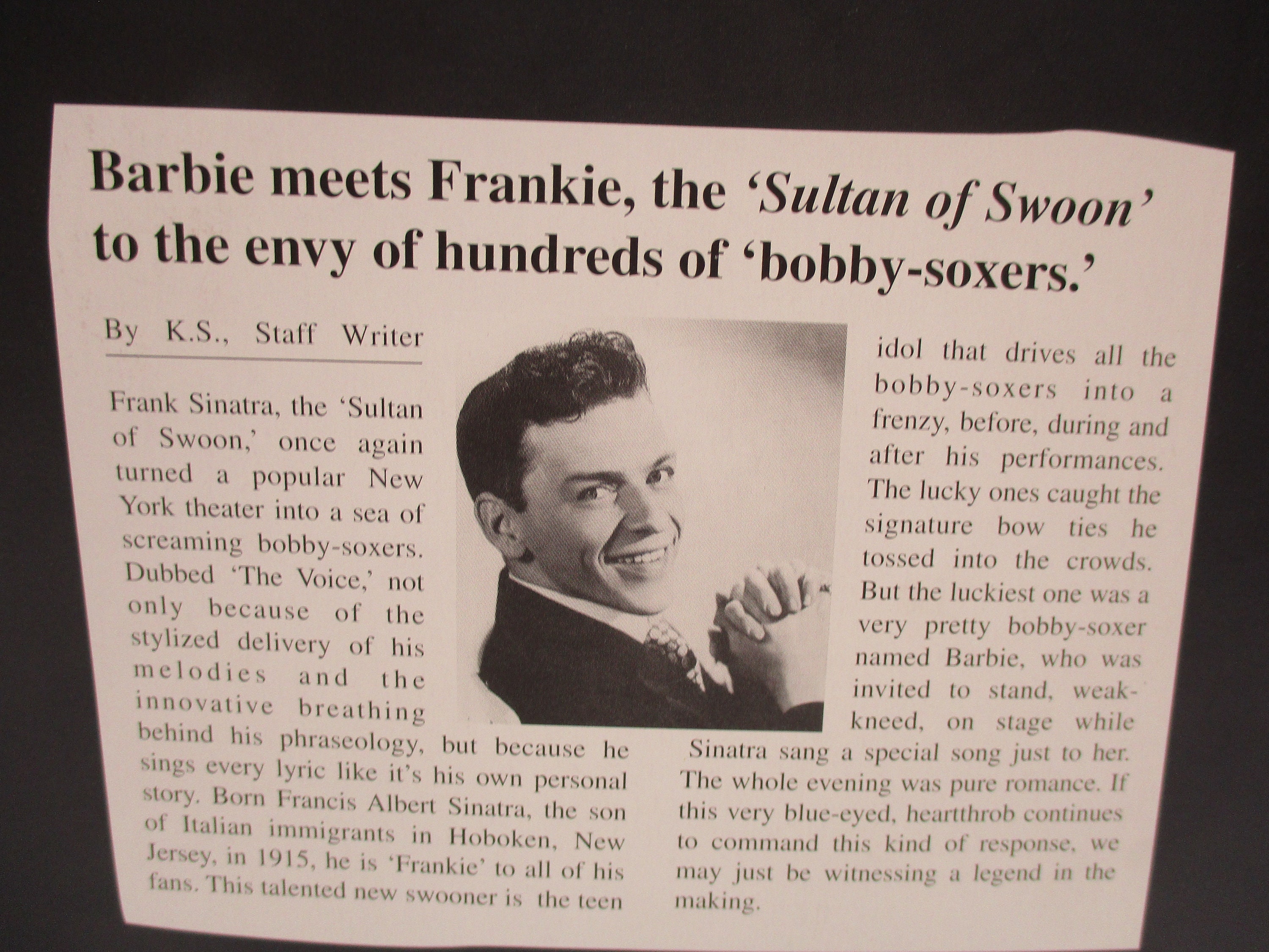 Barbie Loves Frank Sinatra, Barbie Collectibles, Mint in Box Barbie Loves Frank Sinatra, Barbie Collectibles, Mint in Box