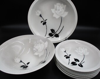 シラキュース チャイナ シェルエッジ デザート セット、エアブラシ ホワイト ローズ