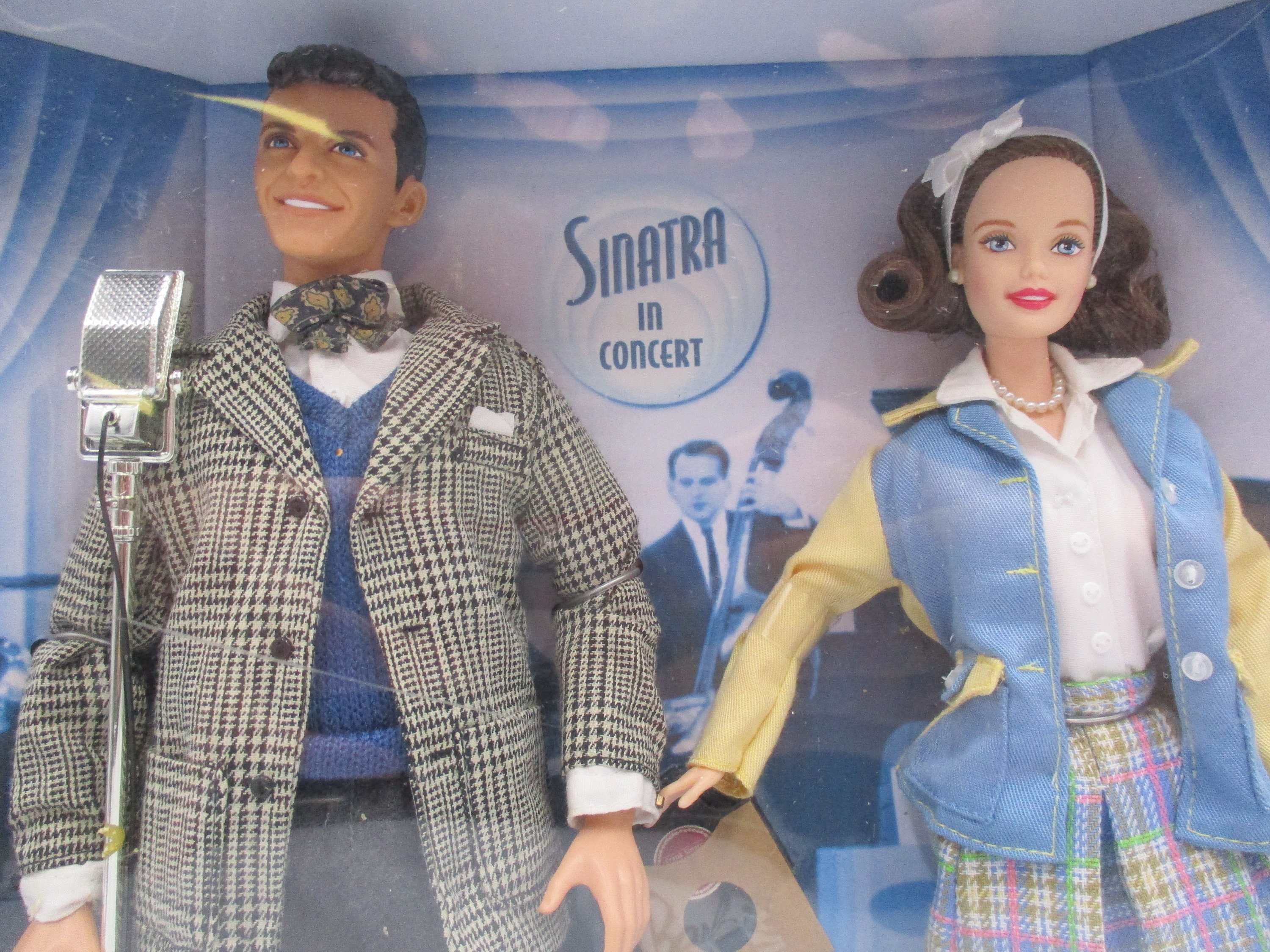 Barbie Loves Frank Sinatra, Barbie Collectibles, Mint in Box Barbie Loves Frank Sinatra, Barbie Collectibles, Mint in Box