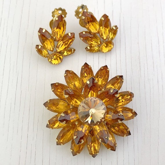 1950s Crystal Brooch | Clip On Earrings | Jewelry