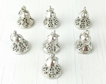 10 Tibetan Alloy Ball Charms Filigree Antique Silver Dangle Pendants Silver 18mm