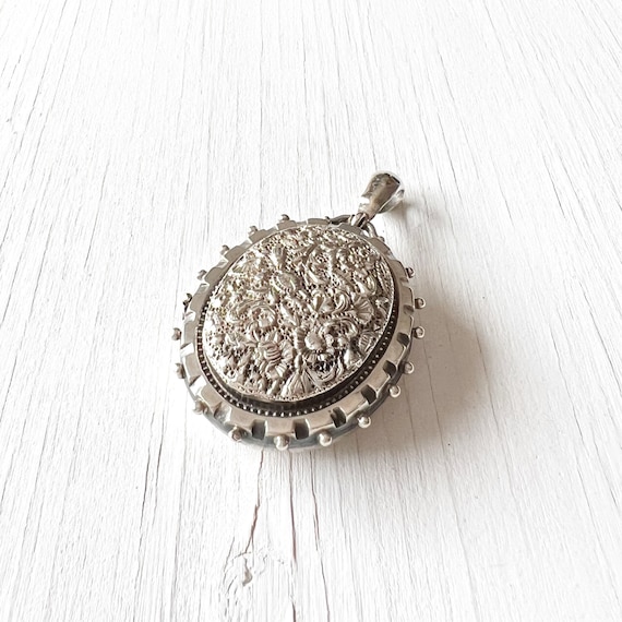 Antique Oval Locket | Large Sterling Silver  Flor… - image 2