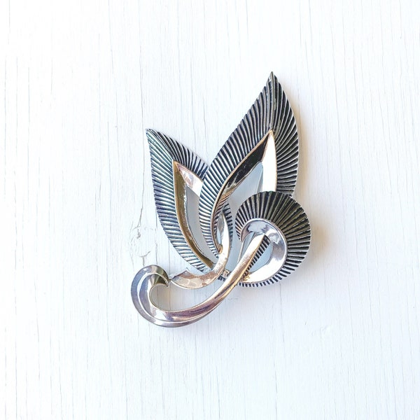 Large Boucher Silver Tone Brooch | Abstract Leaf Brooch | 5769