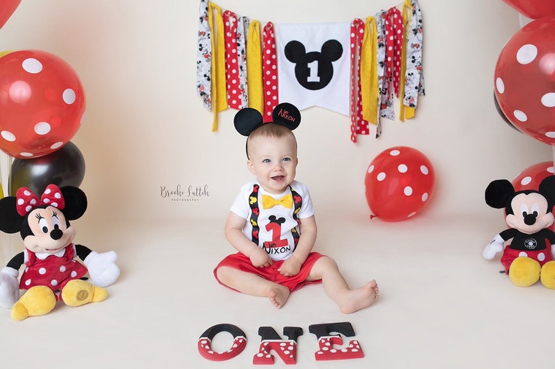 Suspenders Mickey Mouse First Birthday Outfit boy Bow tie /& Shorts Smash Cake Outfit 1st Birthday Outfit Boy