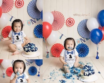 Premier garçon de tenue d’anniversaire, Chevron bleu, garçon de 1er anniversaire, garçon de tenue de gâteau de smash, cravate d’arc et bretuse, partie de thème de chevron bleu