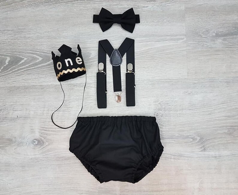 Cake Smash Boy Outfit, Black and Gold 1st Birthday Boy, Black Diaper Cover, Bowtie, Suspender, gold suspenders, First Birthday Boy, Boys 1st