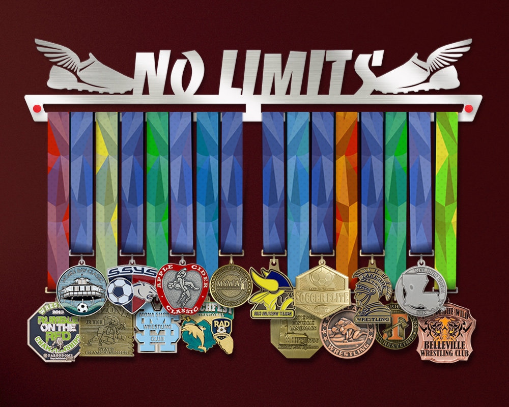 Sporting medals. Вешалка для медалей. Вешалка с медалями Runner. Медаль New year Madness. Corporate Medal Wall.