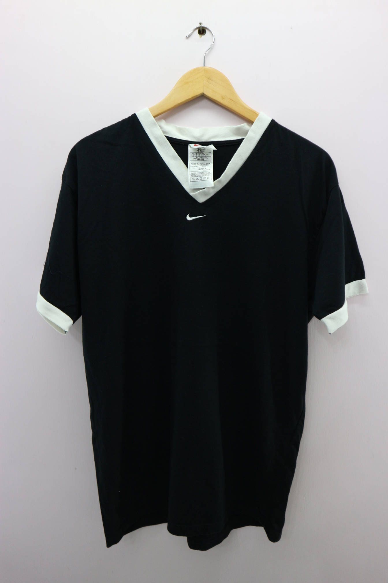 Vintage Nike Shirt Embroidered Logo 