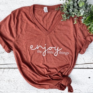 enjoy the little things graphic tee positive inspirational image 0