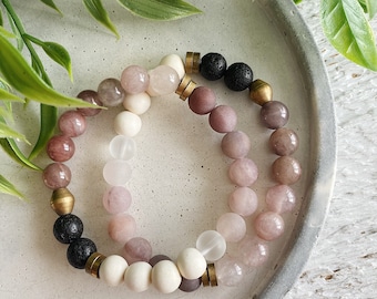 Berry Quartz + bracelet perlé de pierres précieuses en laiton tibétain - Bracelet de perles diffuseur d’huile essentielle de roche de lave, bijoux en cristal