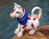 Fitz Floyd Omnibus Farm Decor - Red Chili Pepper Cowpoke Bandana Pitcher - Ceramic Cow Figurine - Cow Lover Gift - Live in Moment Vintage