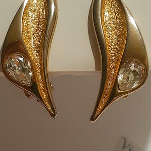RARE Boucher Vintage Gold Rhinestone Clip on Earrings