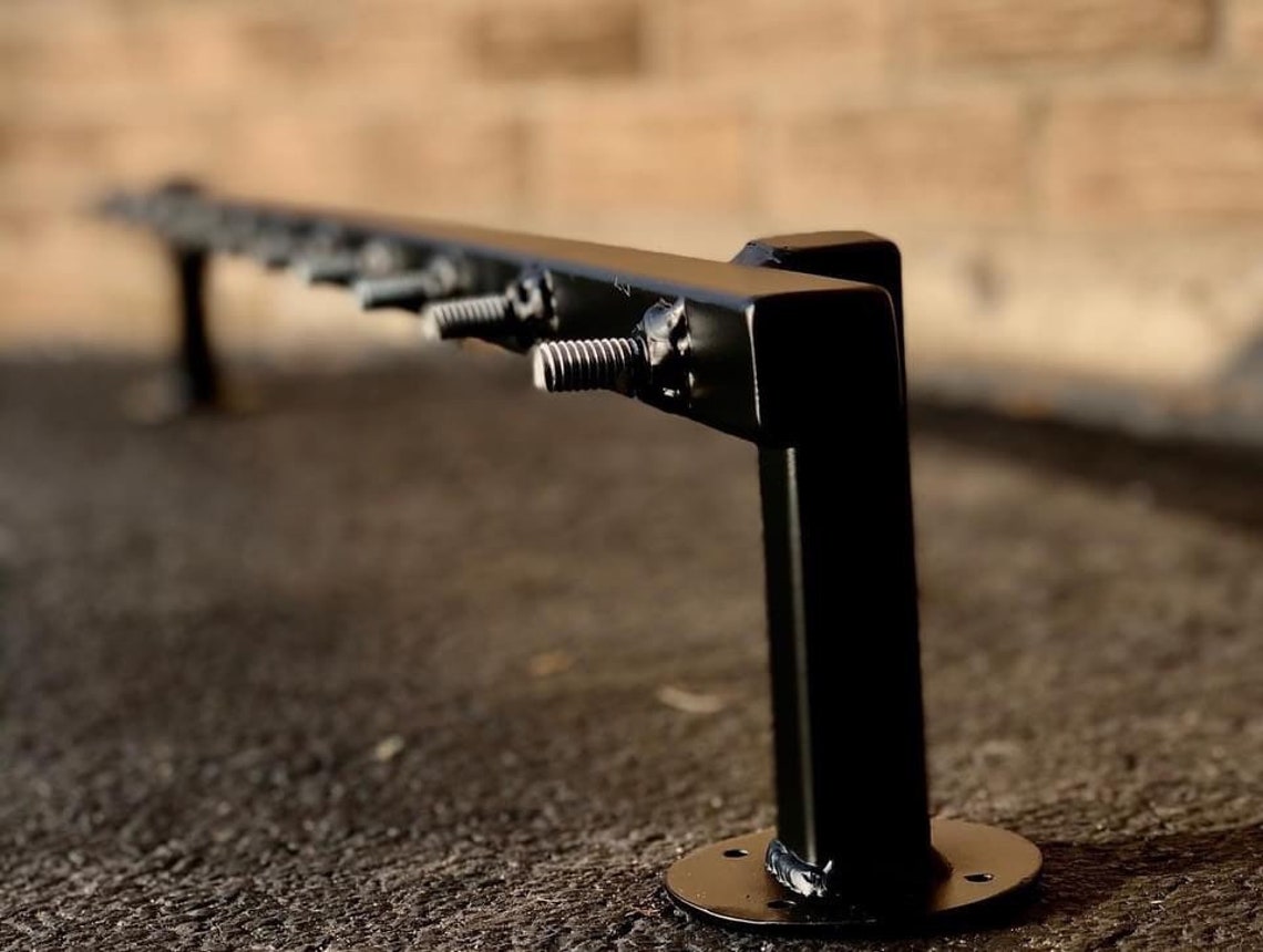 Beer Tap Handle Display Shelf – Wall Mount Metal Tap Rack – Bar Decor ...