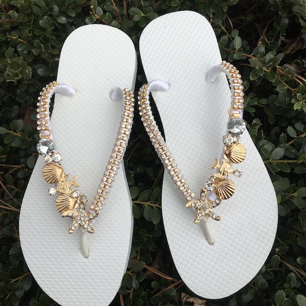 White Flip Flops with Gold Sea style metal chain and gold Crystal Rhinestone Ribbon. White and Gold flip flops. Flip flops for beach.