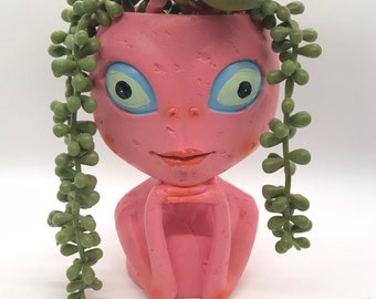 Pink Alien Planter / UFO / Alien Flower / Girl Planter / Unique Planter / Fun Gift / Succulent Flower Pot / Aliens / Space / Weird Gift / XO