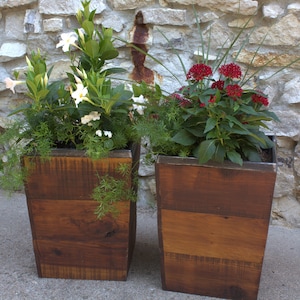 17" Mocha Rustic Planter \ Contemporary Planter \ Modern Decor \ Sleek Planter \ Cabin Decor \ Apartment Decor \ Small Flower Pot