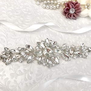 Clear Crystal Floral Belt, Bridal belt, Crystal Rhinestone Belt, Beautiful Bridal Sash, Wedding dress belt, belt for wedding dress