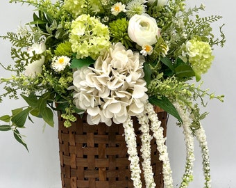 Spring /Summer Hydrangea Door Basket/White Hydrangea Door Basket / Easter Wall Basket / Door Wreath/ Farmhouse Spring Basket