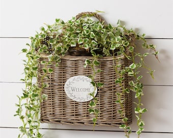 Willow Welcome Door Basket: Farmhouse / Floral Wall Decor