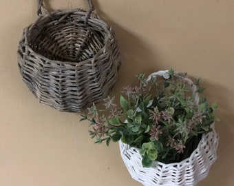 Small Wall Basket/ Bebb Basket for wall / Home Decor/ Willow Wall Basket/ Farmhouse Decor/ Country Decor / Small Space Baskets/ DIY /
