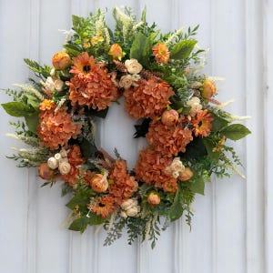 Spring Wreath for Front Door/ Hydrangea Summer Wreath/ Peach Spring Wreath/ Orange Speing -Summer Wreath / Farmhouse Wreath