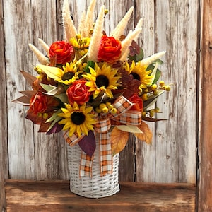 Fall Sunflower Door Basket/ Sunflower Basket for  Door / Yellow Sunflower Wreath /Wall Wreath / Fall  Sunflower Door Basket