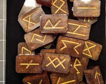 Viking/ Norse Rune set - brown & gold