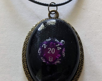 Mini Dice Pendant (oval) - Clear purple D20