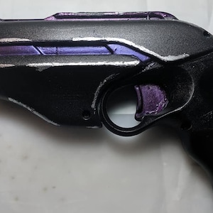 Cyberpunk/ Futuristic blaster - Black with Purple strip