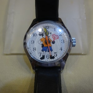 Vintage Mickey Mouse Watch/1970 Mickey Mouse Watch/ Vintage Mickey Mouse Watch/vintage Hong Kong Mickey Mouse Love Watch