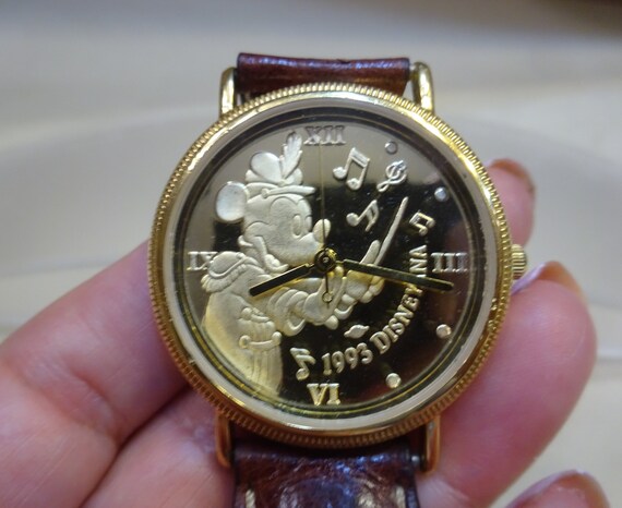 1993 Disneyana Mickey Mouse Watch/ Mickey Mouse Ba