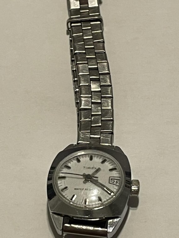 Timex Watches, Ladies Watches, Manual Watches, Vintage Watches,  Manual Watches View 5