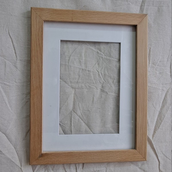 Solid White Oak Frame for 8" x 12" sized images
