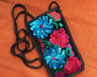 Mexican Crossbody Clutchbag | Traditional Embroidered Bag | Floral Mexican bag little |Mexican Embroidery | Mexico souvenir |