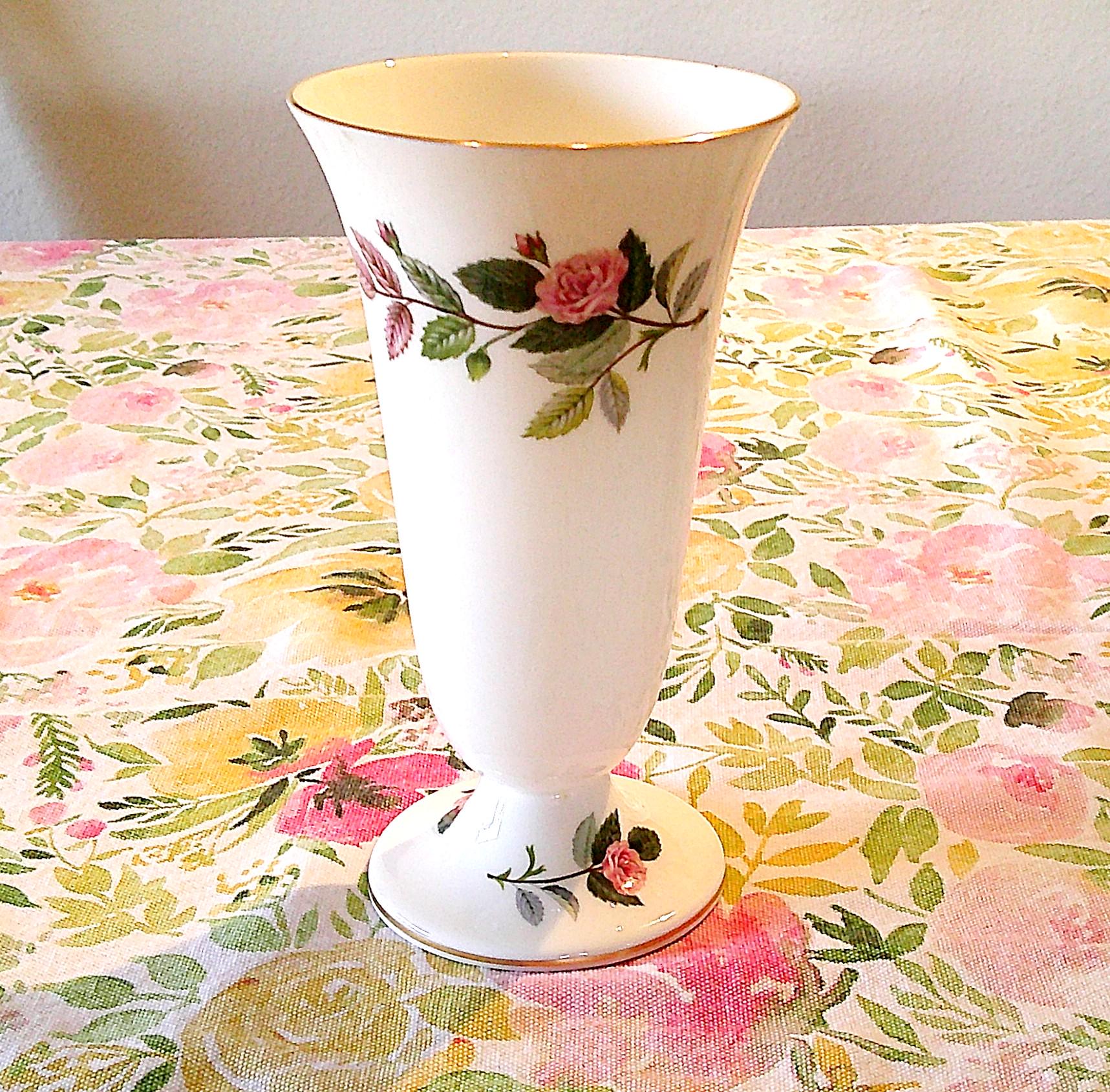 Hathaway Rose - Etsy