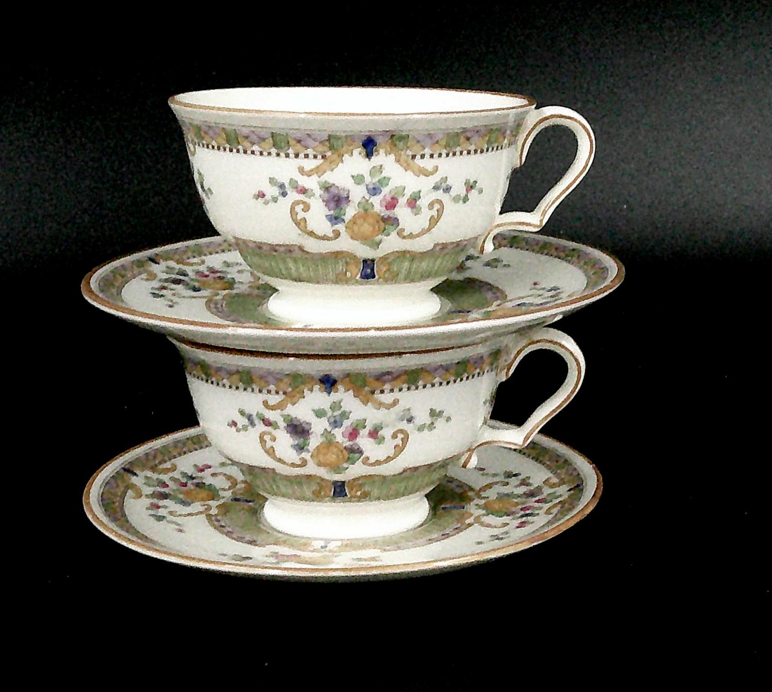 ロイヤルドルトン デミタスティーカップ＆ソーサー 2組 H2253