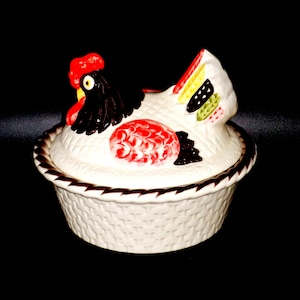 RARE Metlox Poppytrail RED ROOSTER 2 qt. Casserole, Vintage