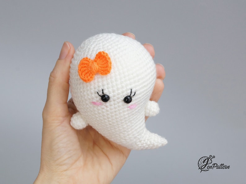 Halloween ghost crochet PATTERN, DIY Kawaii ghost ornaments, Cute Halloween amigurumi crochet tutorial. PDF file English image 6