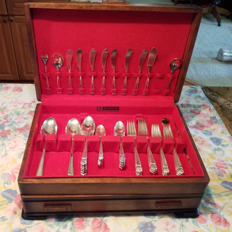 1847 Rogers Bros Eternally Yours 45 Piece Silverplate Flatware Etsy