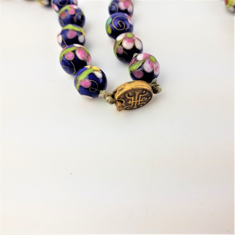 Antique Cloisonne Bead Chinese Necklace Unusual Clasp Design