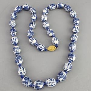 Vintage Asian-Inspired Ceramic Bead Necklace: Elegant Antique Oriental Porcelain Jewelry for Collectors