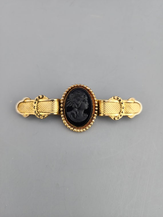 Antique cameo bar pin