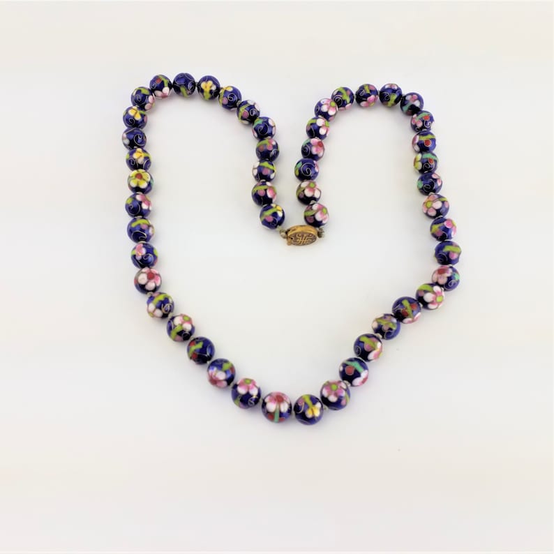 Antique Cloisonne Bead Chinese Necklace Unusual Clasp Design