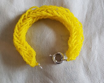 Beautiful Yellow Grain Bead Interwoven Bracelet